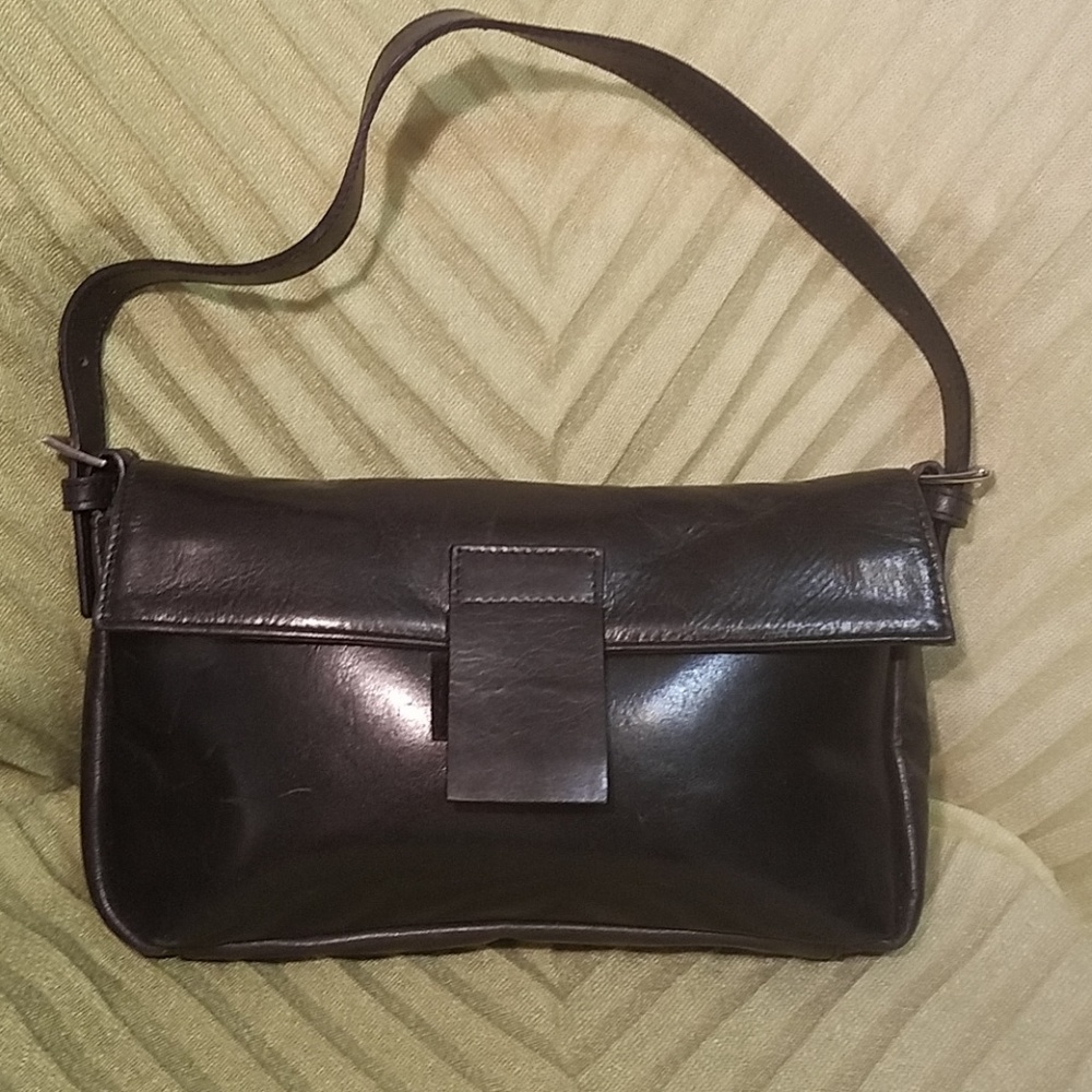 Tano New York shoulder bag